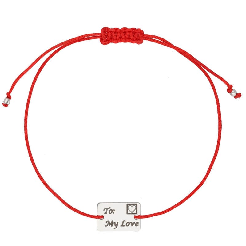 Damska bransoletka na czerwonym sznurku z celebrytką w kształcie pocztówki