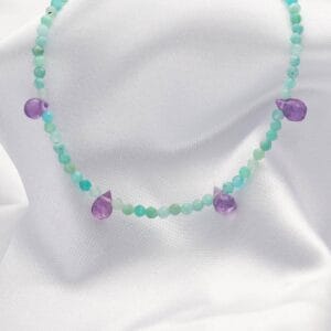 Bransoletka damska z zielonym amazonitem i fioletowym ametystem srebrna. Bransoletka regulowana