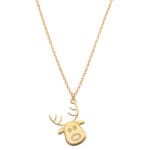Świetny naszyjnik damski srebrny pozłacany idealny na Święta Bożego Narodzenia w formie zawieszki z śmiesznym reniferem