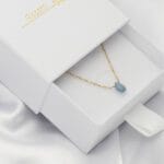 Naszyjnik z niebieskim kamieniem akwamarynem srebrny pozłacany