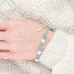 Letnia damska srebrna pozłacana bransoletka z apatytu i pereł AQUA PEARL