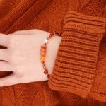 Pomarańczowa damska pozłacana bransoletka z jadeitu, agatu, cyrkonii i pereł GINGER