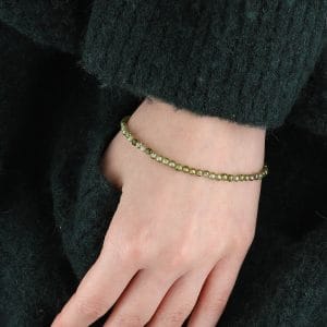 Połyskująca srebrna damska bransoletka z cyrkonii w oliwkowym kolorze OLIVE ZIRCONIA SILVER