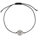 Damska bransoletka dla Barana na czarnym sznurku z celebrytką z grawerem znaku zodiaku Baran