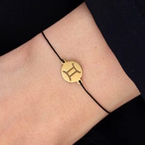 Bransoletka dla Bliźniąt na sznurku z celebrytką. Bransoletka srebrna pozłacana idealna dla Bliźniąt na ręce