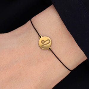 Bransoletka dla Lwa na sznurku z celebrytką. Bransoletka srebrna pozłacana idealna dla Lwa na ręce