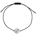 Bransoletka dla znaku zodiaku Strzelec na sznurku z celebrytką. Bransoletka srebrna na czarnym sznurku