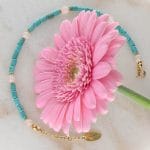 Romantyczna damska bransoletka srebrna pozłacana z kamieniami naturalnymi, wykonana z howlitu i kwarcu LOVELY DUO