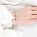 Bransoletka z naturalnym akwamarynem, cytrynem i onyksem srebrna na ręce