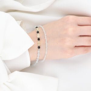 Bransoletka z naturalnym akwamarynem, cytrynem i onyksem srebrna na ręce