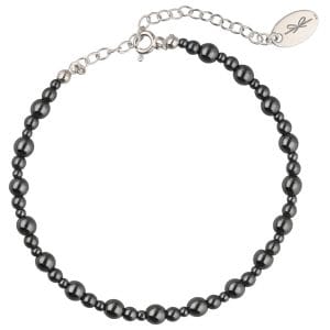 Stylowa i elegancka bransoletka damska srebrna 925 z grafitowym hematytem. Bransoletka zakończona przedłużka z zawieszką z logiem Rosett