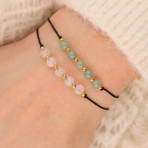 Damskie bransoletki na sznureczku z różowym i zielonym kamieniem kwarc różowy i awenturyn na ręce