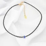 Zjawiskowy choker na szyję z czarnego spinela i niebieskiego agatu