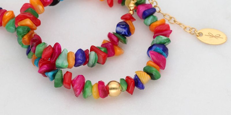 Krótki damski naszyjnik srebrny pozłacany na lato z masy perłowej COLOR MIX w formie chokera na szyję