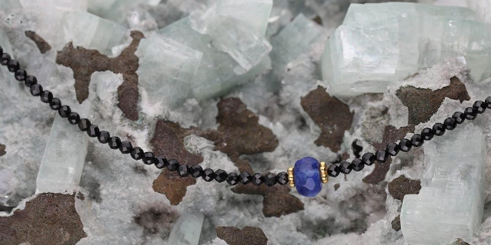 Choker z kamieni naturalnych - spineli i kwarcu GRACE