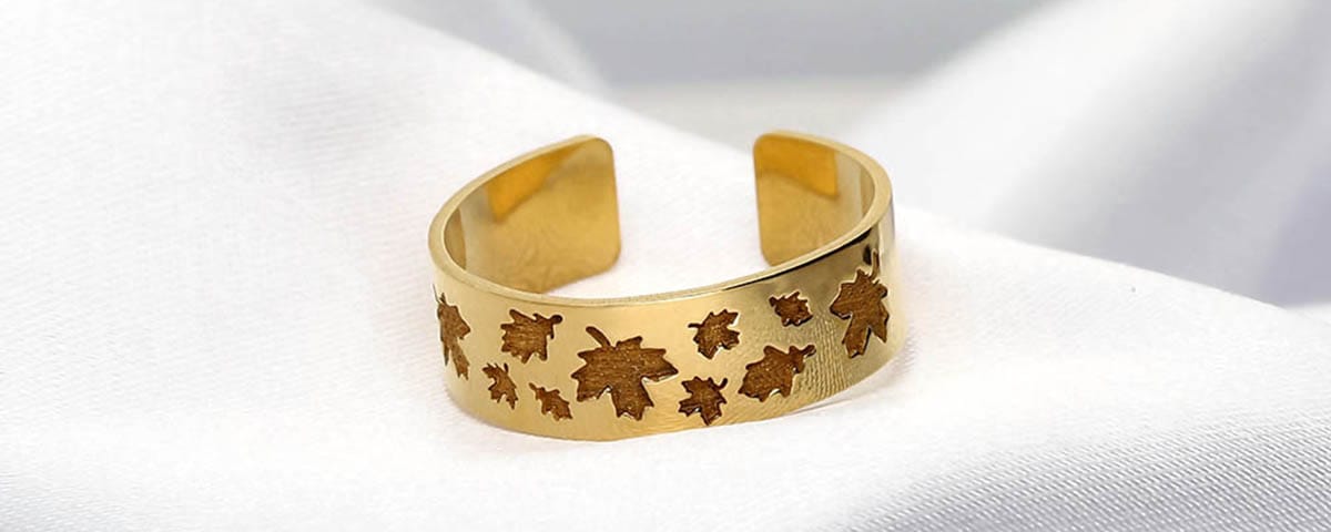 Porady i wskazówki jak dopasować rozmiar pierścionka