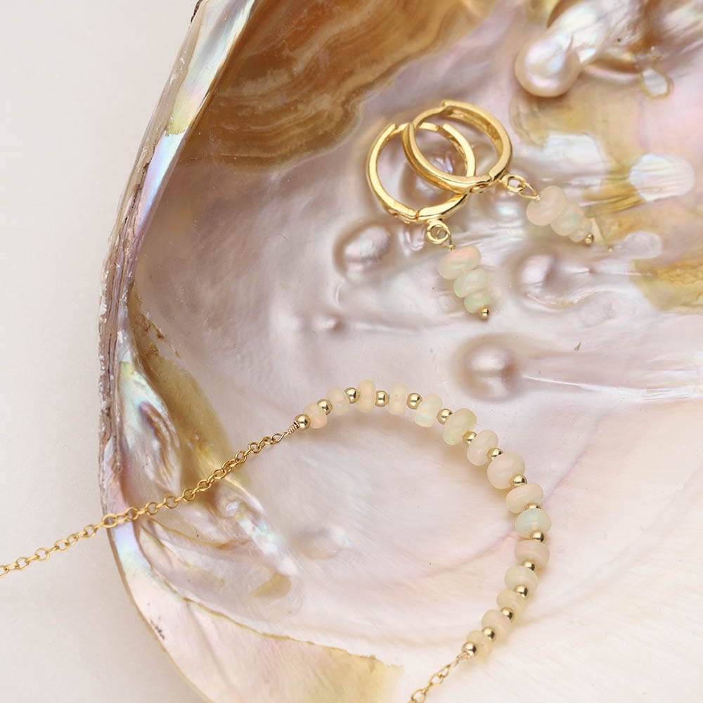 naszyjnik z opalem i kolczyki z opalem - kamieniem na miłość