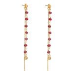 Ekskluzywne długie pozłacane kolczyki na sztyftach wiszące z naturalnym rubinem