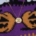 Damski naszyjnik na halloween celebrytka z napisem trick or treat