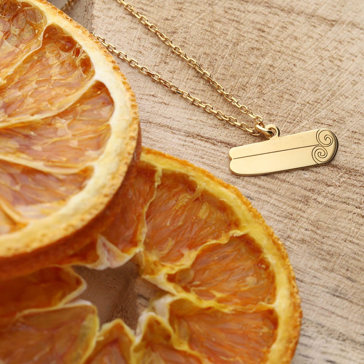 Naszyjnik srebrny pozłacany z cynamonem celebrytka CINNAMON